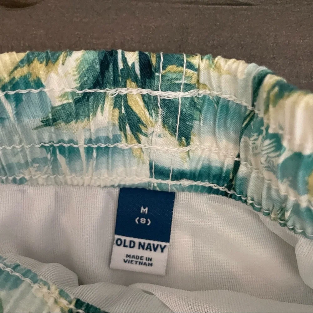Old Navy Green and White Palm Swim Trunks